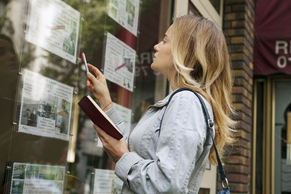 how to open a real estate agency: products and services