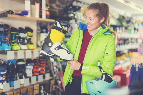 how to open a ski equipment shop: products and services
