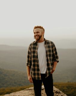 créateur d'entreprise dans les loisirs qui a utilisé The Business Plan Shop