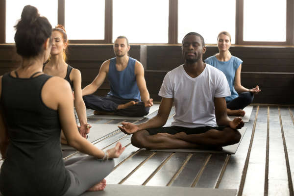 ouvrir un studio de yoga