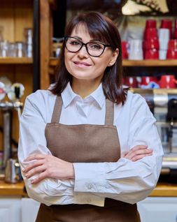 bar owner using our business plan template