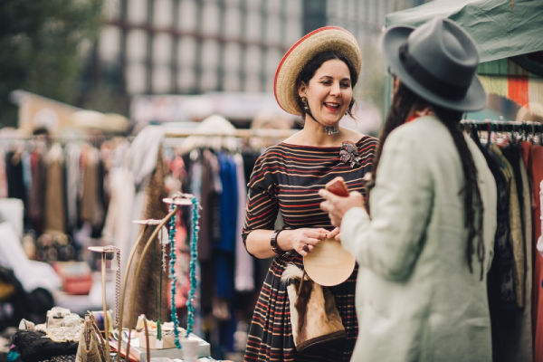 start a thrift shop customers