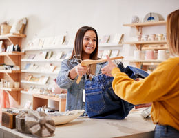 How to write a business plan for a shop?