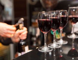 Comment ouvrir un bar à vin&nbsp;?